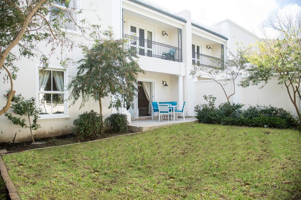 Maison Des Huguenots Le Roux Franschhoek Exteriér fotografie